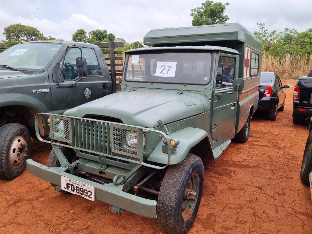 toyota-bandeirate-leilão-exercito