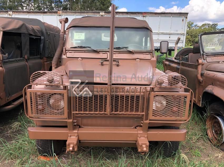 land-rover-defender-leilão-exercito