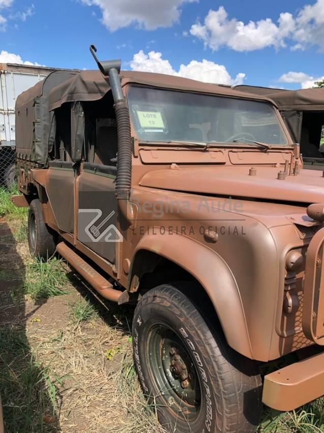 land-rover-defender-leilão-exercito