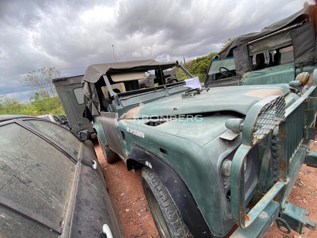 land-rover-defender-leilão-exercito