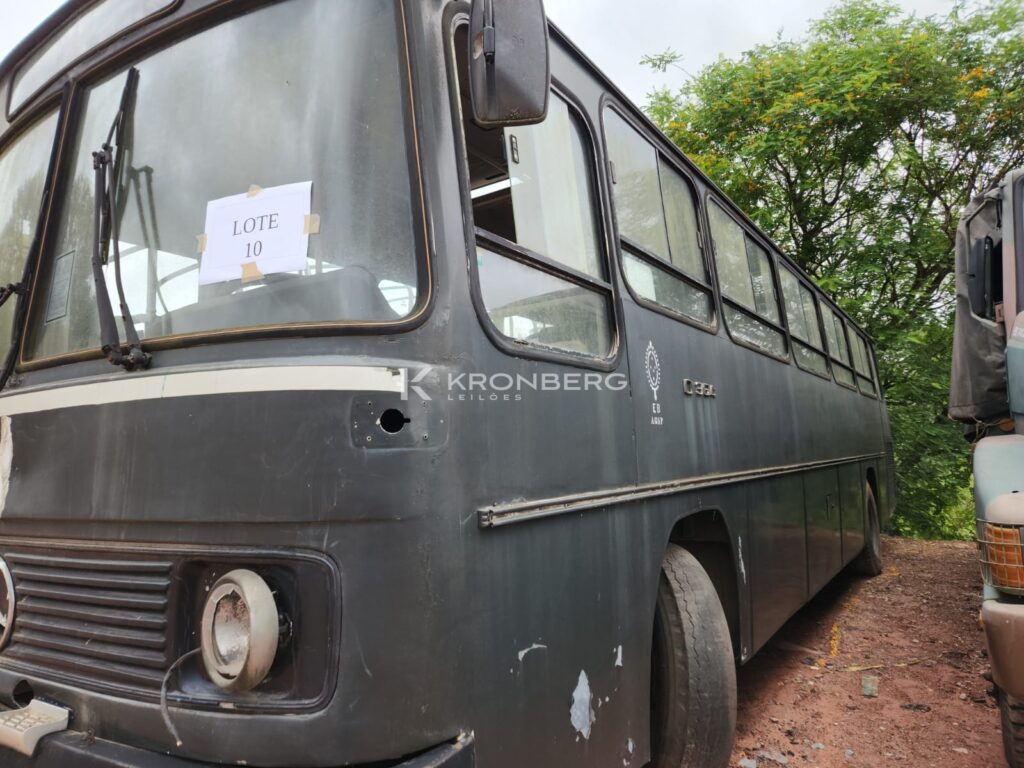 onibus-leilão-exercito