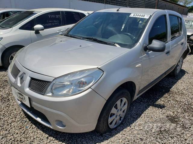 SANDERO-Leilão-carro-popular