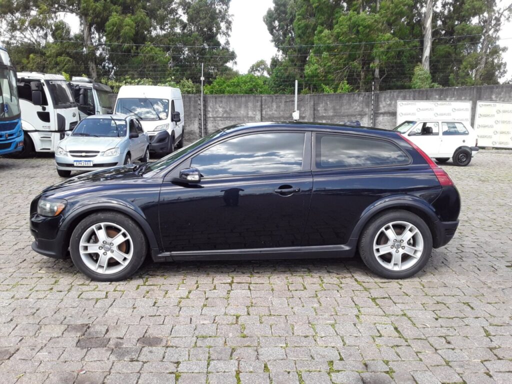 volvo-c30-leilao-veiculos-retomado-finaciamento