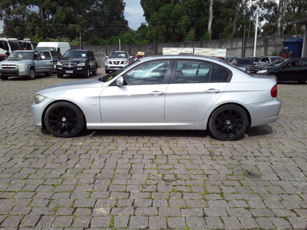 bmw-320i-leilao-veiculos-retomado-finaciamento