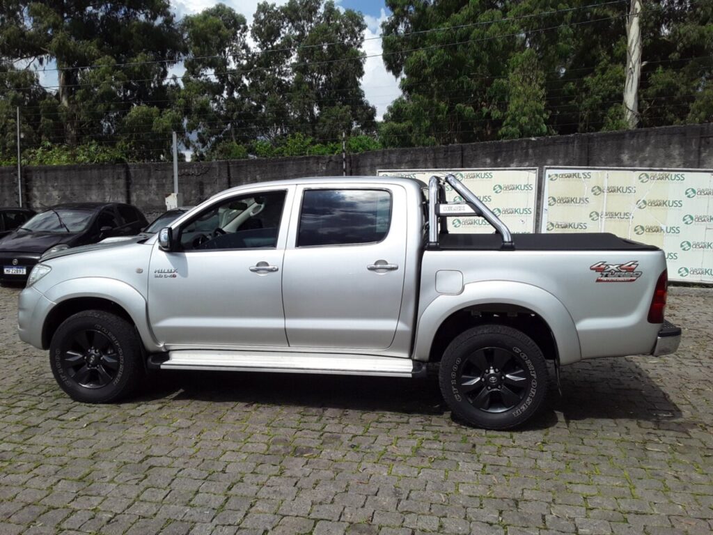 toyota-hilux-leilao-veiculos-retomados-finaciamento