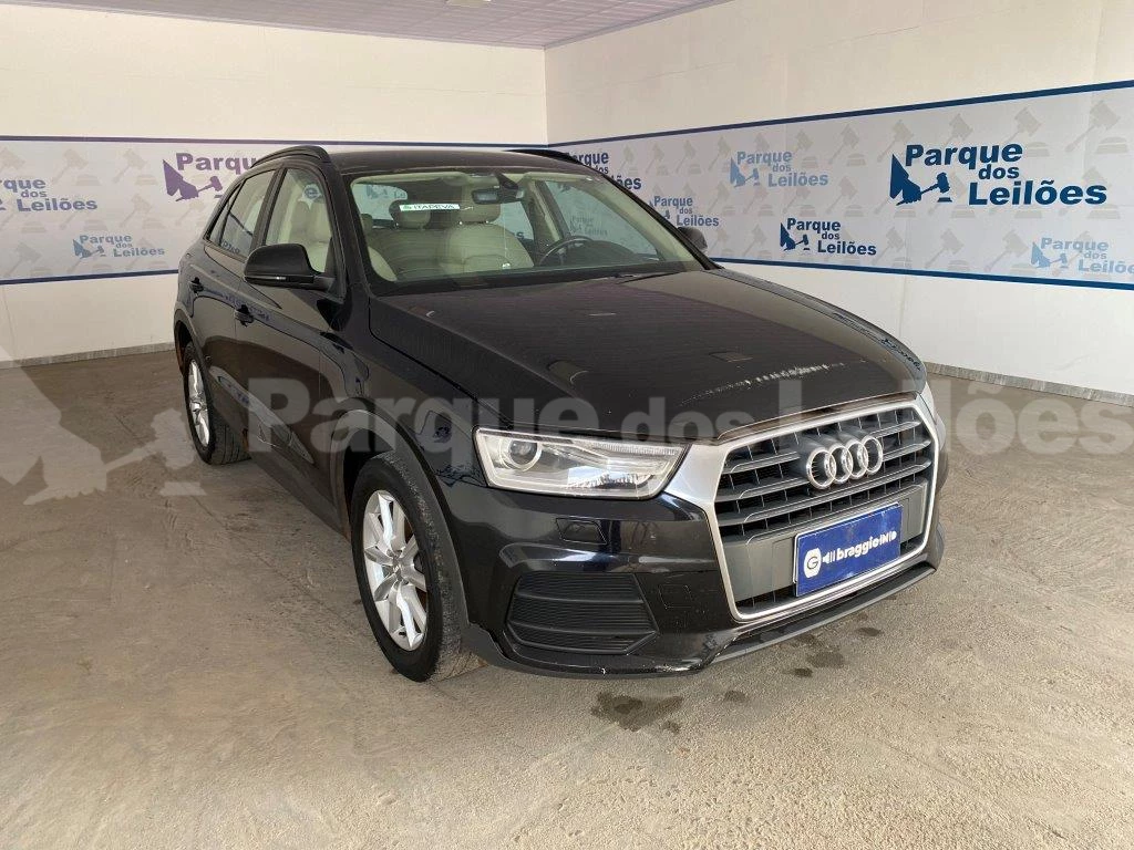 audi-q3-leilao-veiculos-retomados-finaciamento