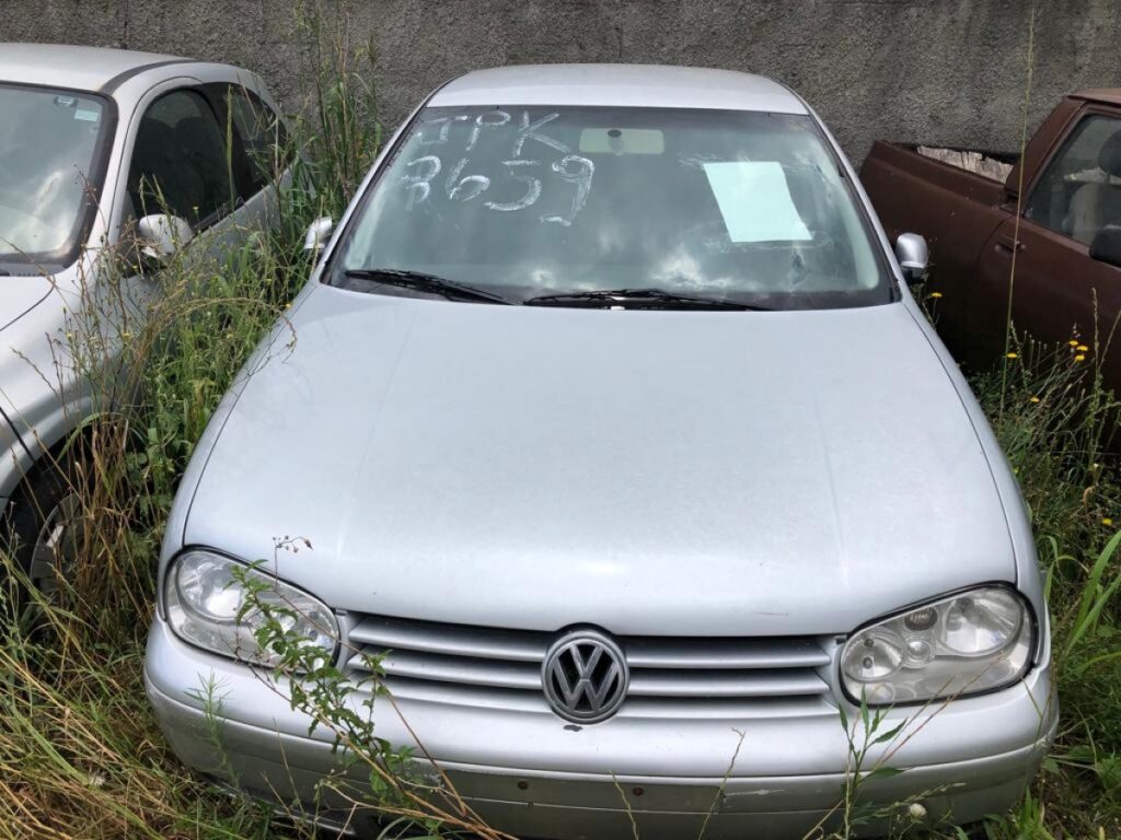 volkswagen-golf-leilao-ministerio-justiça