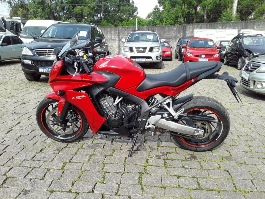 honda-cbr-650f-leilao-veiculos-banco-retomados-finaciamento