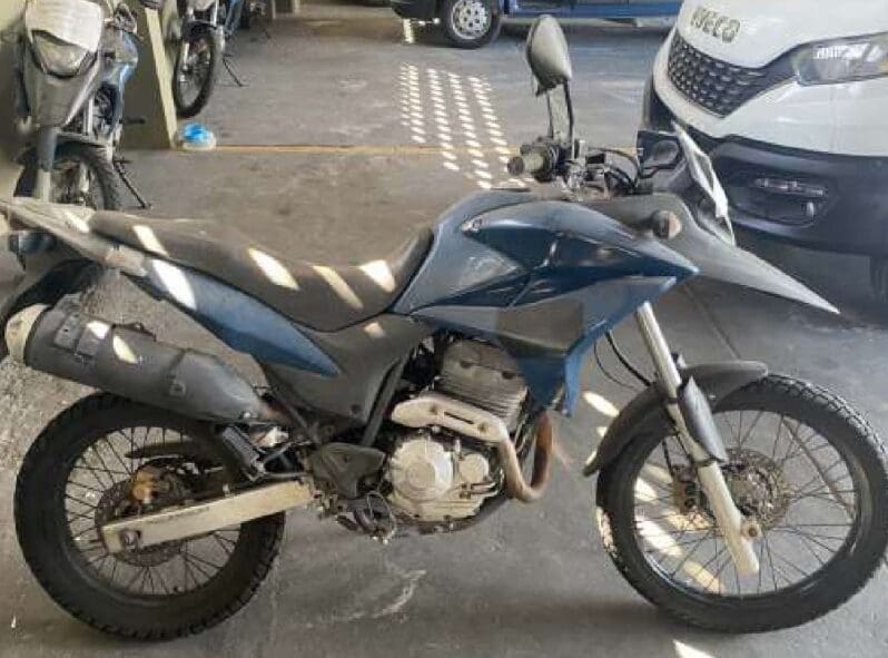 moto-honda-xre-300-leilao-força-aerea-brasileira