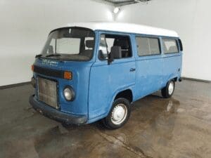 Read more about the article LEILÃO DA FORÇA AÉREA BRASILEIRA TEM 9 KOMBI, 5 SPRINTER, 8 DOBLO E 11 FORD TRANSIT