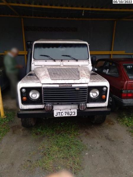 land-rover-defender-leilao-veículos-ministerio-justiça