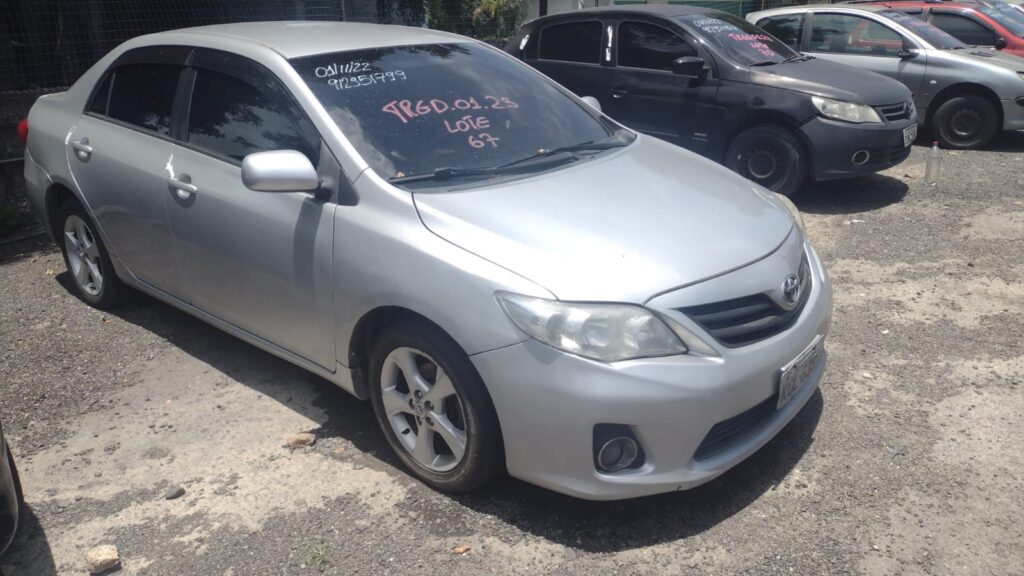 toyota-corolla-leilao-detran