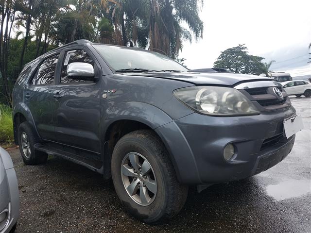 toyota-hilux-sw4-leilao-caixa-economica-federal