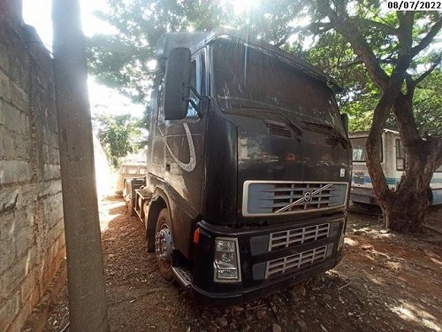 caminhao-trator-volvo-fh-lailao-policia-federal