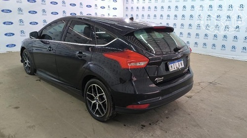 ford-focus-leilao-montadora