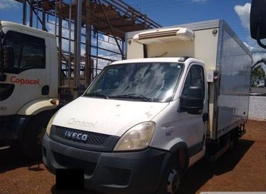 caminhao-iveco-leilao-agronegocio