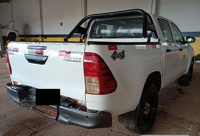 toyota-hilux-4x4-leilao-caminhao-locadora