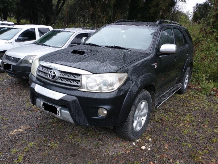 toyota-hilux-sw4-leilao-caminhonetes