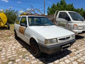 fiat-uno-mille-leilao-mec-universidade-federal