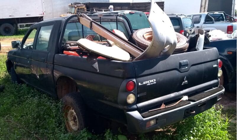 mitsubishi-l200-4x4--triton-leilao-viaturas-policia-federal