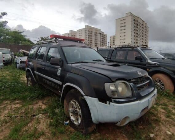 frontier-4x4-pajero-dakar-leilao-viaturas-policia-federal