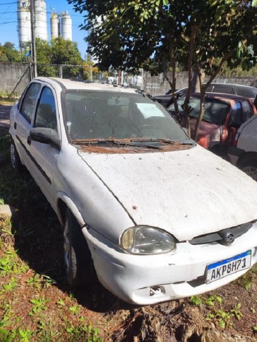 gm-corsa-classic-oportunidade-apreendido-leilão-descomplicado-senad