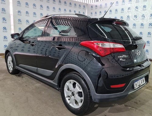 hyundai-hb20-x-leilao-banco