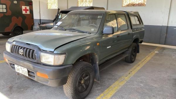 toyota-hilux-leilao-exercito