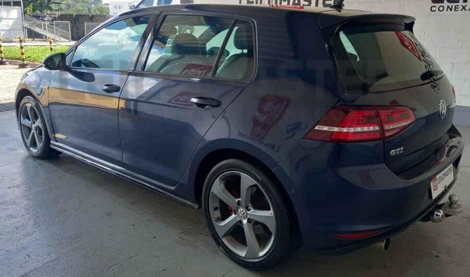 golf-gti-leilao-veiculos-retomados-financiamento