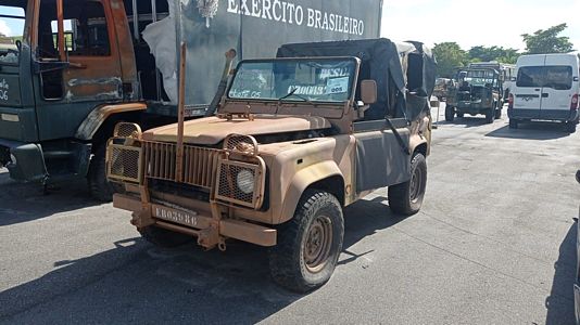 land-rover-defender-90-leiao-exercito-brasileiro