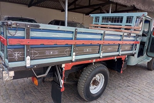 toyota-bandeirante-leilao-caminhonetes-raras