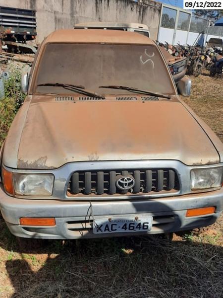 toyota-hilux-4x4-leilao-veiculos-policia-federal