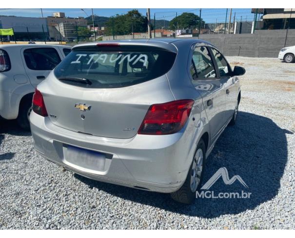 chevrolet-onix-leilao-descomplicado-carros-oportunidade-baixo-caminhonete-investir-dinheiro