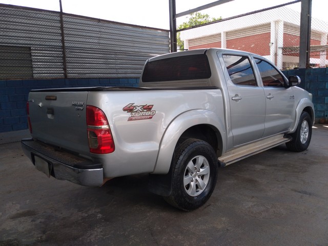 hilux-leilao-veiculos-seminovos