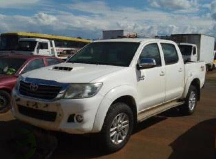 hilux-leilao-veiculos-aprendidos-policia-federal