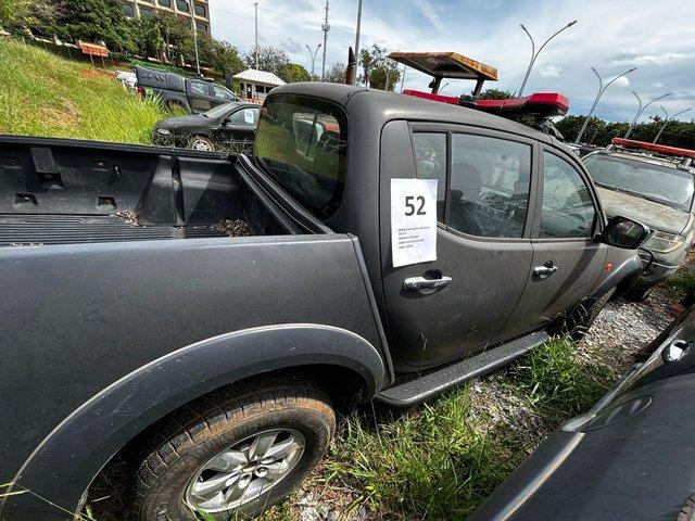 l200-triton-leilao-viaturas-ministerio-justiça