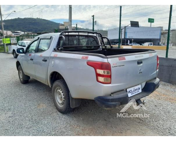 mitsubishi-l200-triton-leilao-descomplicado-oportunidade-caminhonetes-sítio-carga-carros-investir