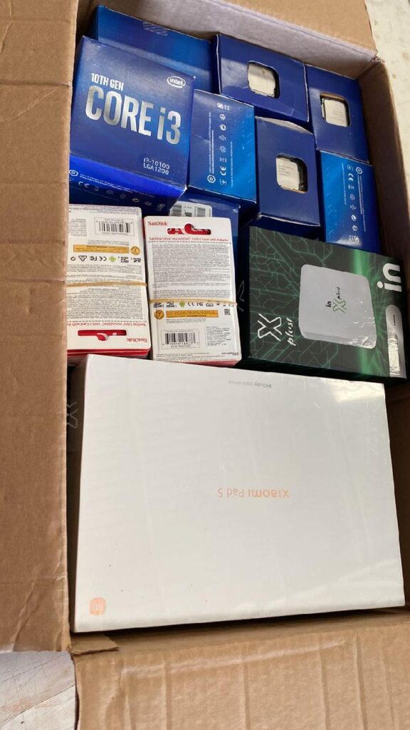 intel-core-i3-ssd-256gb-512gb-tablet-xiaomi-placa-mae-motherboard-pc-desktop-componentes-leilao-descomplicado-oportunidade-investimento-celulares-pulseiras-relógio-inteligente-eletronicos