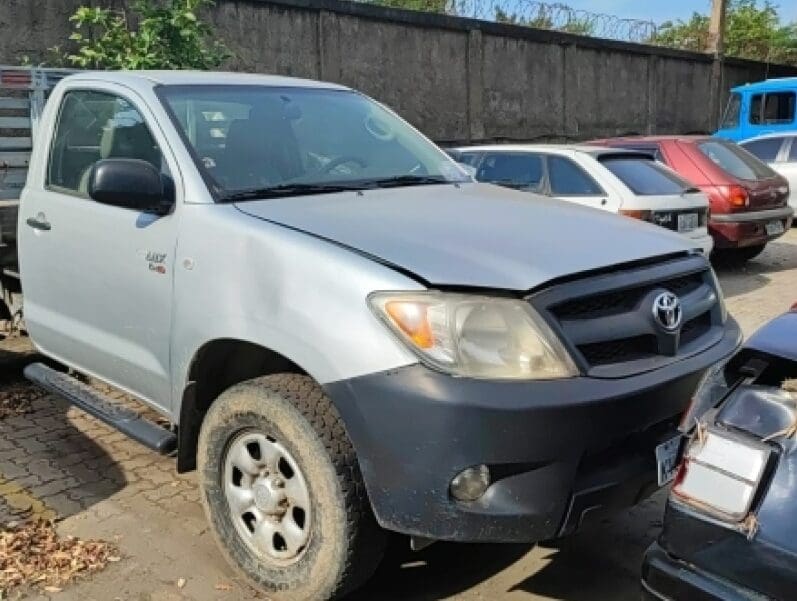 toyota-hilux-cs-4x4-leilao-descomplicado-oportunidade-carros-abaixo-do-preço-investimento