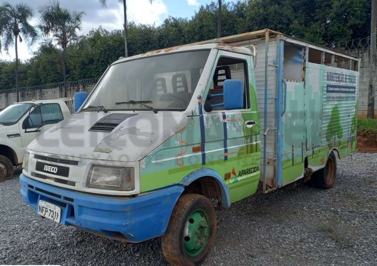 iveco-fiat-daily3510-leilão-descomplicado-oportunidade-investimento-carros-motos-caminhonetes