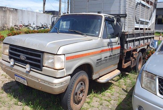 ford-4000-caminhonetes-leilao-descomplicado-oportunidade-investir-carros-senad