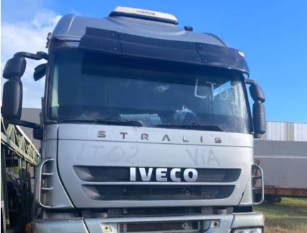 iveco-stralis-caminhão-caminhonete-carro-leilão-descomplicado-oportunidade-investimento-dinheiro