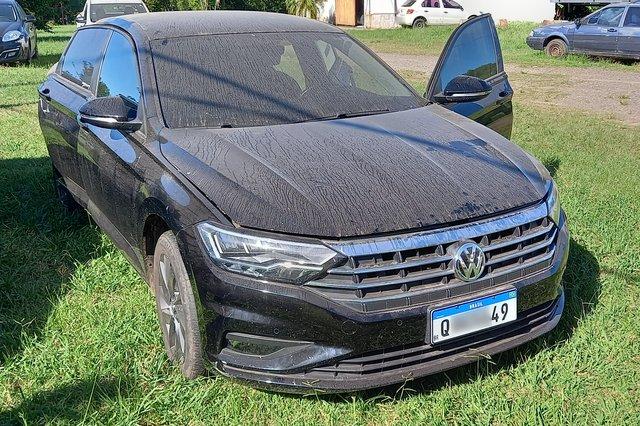 volkswagen-jetta-carros-caminhonete-leilão-descomplicado-oportunidade-dinheiro-investir