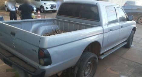 l200-4x4-leilao-viaturas-policia-federal