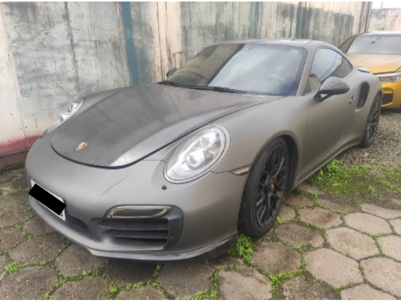 porsche-turbo-911-leilão-descomplicado-oportunidade-investimento-dinheiro-carros-luxo-valor