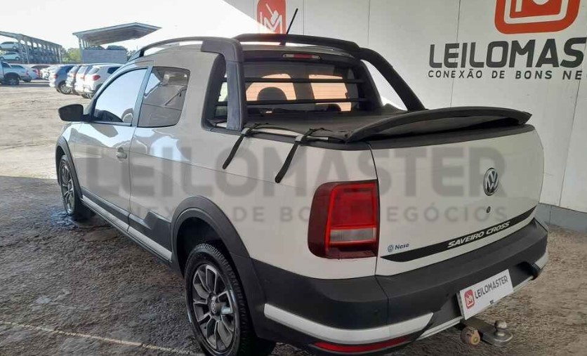 Comprar Picape Volkswagen Saveiro 1.6 G7 Cabine Dupla Cross Flex Azul 2023  em São Carlos-SP