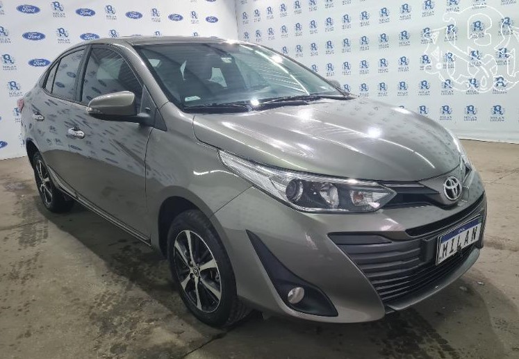 yaris-seminovos-leilao-banco-toyota