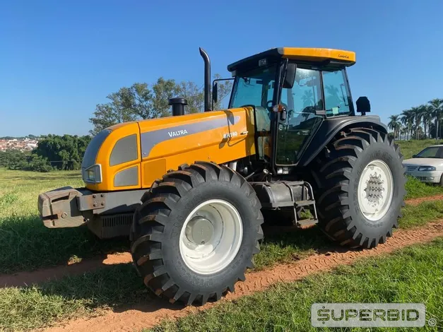 valtra-bh180-leilão-descomplicado-carros-caminhonetes-motos-investimento-oportunidade-agricola-colheitadeira-trator