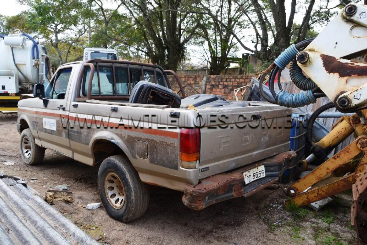 ford-f1000ss--leilao-veiculos-prefeitura