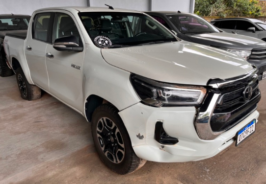 toyota-hilux-leilão-descomplicado-investimento-oportunidade-caminhonetes-carros